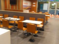 用餐区-麦当劳(小白楼店)