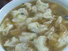 -宣堡正宗小小馄饨店