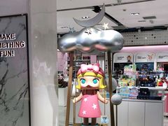 -泡泡玛特POPMART(国金街店)