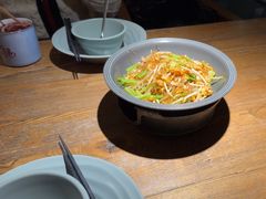 -蜜桃餐厅·伴山(湖滨商业街店)