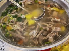 -马尔龙新疆饭店·清真(瑞景店)