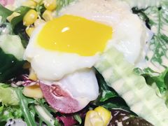 温泉蛋沙拉-富山日式料理(宽厚里店)
