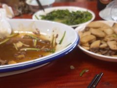 -芦茨金富饭庄·25年老字号·专做稻草鸡