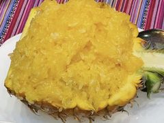 -香巴拉云南餐厅(华莱坞店)