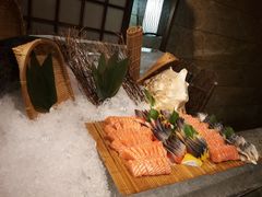 -松山湖凯悦酒店·Café自助餐厅·周末火舞秀表演