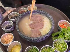 -浩海火燒雲傣家菜(芮欧百货店)