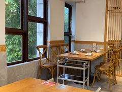 -吉友粥底火锅(方斜路店)