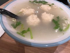 -小杨生煎(金山百联购物中心3楼店)