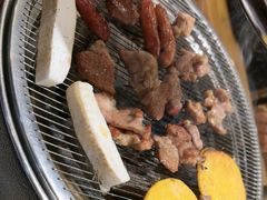 -青瓦餐厅·生鱼片·韩园烤肉(西塔店)