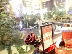 -红东阁东北菜烤肉酒馆(CROSS万象汇店)