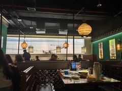 -佬麻雀·新湘菜(东方宝泰店)