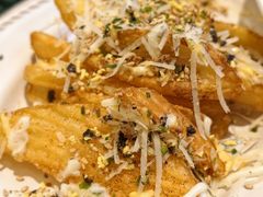 -秘密旅行Bonjour(黑金冠 江南西店)
