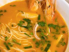 酸辣冬阴功海鲜汤檬粉-美奈小馆·东南亚菜(福田星河COCO Park店)