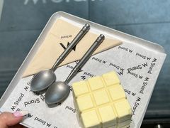 -M Stand(凯德乐峰广场店)