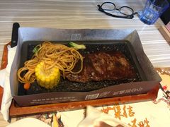 -必胜客(大坪英利店)