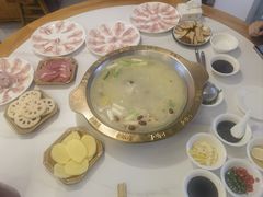 -颜氏双江清水鱼一养身火锅(磁器口店)