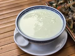 -周大娘牛乳(旧寨古村总店)