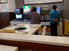 -泉福居酱骨头自助广场(南大街商业步行街店)