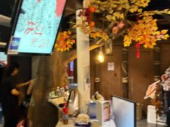 -暴风岛沉浸式体验馆(百联世纪店)