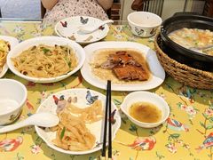 -芳姨广东砂锅粥(张庄路店)