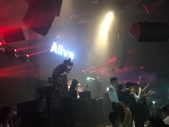 -SPACE(欢乐颂购物中心店)