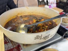-刘姐啤酒鱼民族演艺餐厅(西街总店)