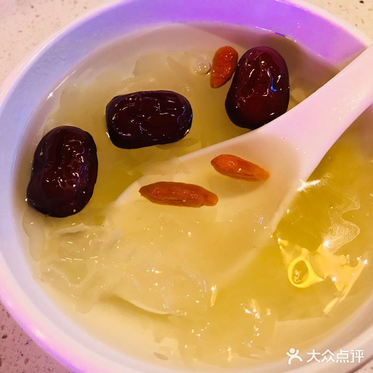 新晋网红餐厅探店—周大师大刀腰片火锅🍲