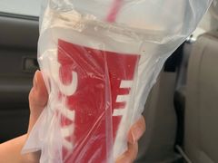 -肯德基(虹桥机场T2北指廊精选外卖点店)