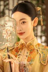 -雪中彩影婚纱摄影·微光艺术中心