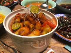 -临界音乐酒馆·小龙虾·江湖菜(华熙LIVE·鱼洞店)