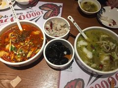 -渝是乎酸菜鱼(龙旗购物中心店)