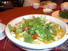 酸菜鱼-旭龙鱼头王(航华店)
