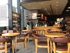 大堂-星巴克臻选(济南恒隆店)