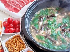 -四季缤纷椰子鸡(德思勤店)