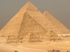 -吉萨金字塔群