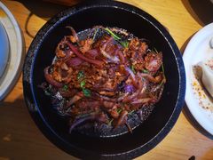 -关东小磨东北菜(上海长风大悦城店)