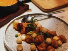 宫爆虾球-荟廷·晶萃(陆家嘴尚悦湾店)