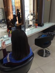 -Bollins波林丝•专研护发中心