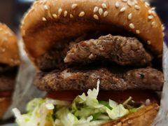 -The Habit Burger Grill 哈比特汉堡(世博店)