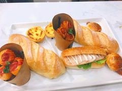 特级牛奶-华荣西饼屋(金禧店)