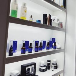 -F.N冻龄皮肤管理中心