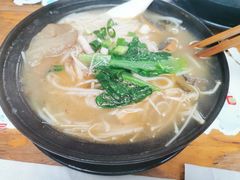 泡萝卜肥肠米线-李米线(总店)