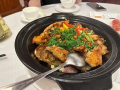 -深圳富苑皇冠假日套房酒店