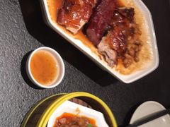 -蝴蝶里·粤菜·点心(滨江龙湖店)