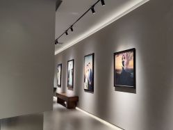 -乐派诗婚纱摄影