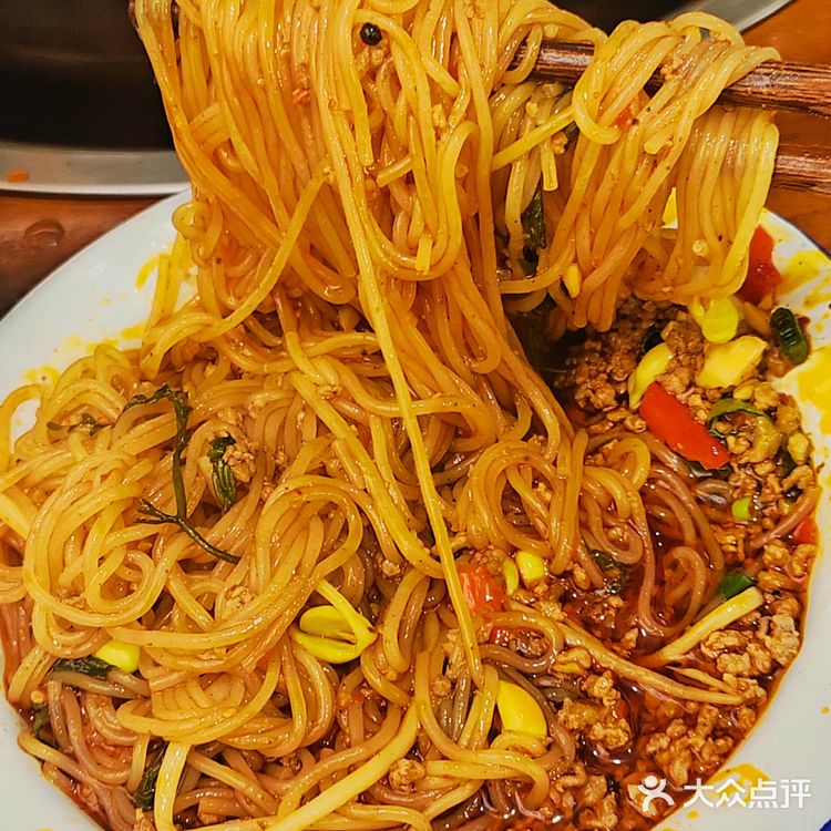 火爆🔥渣渣牛肉火锅你还没吃过?