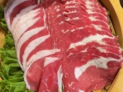 -老牌坊云南鱼豆花火锅(哈西万达店)