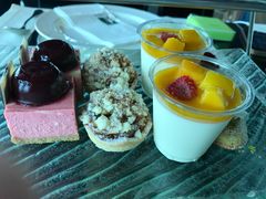 -澳门旅游塔360°旋转餐厅(南湾湖广场店)