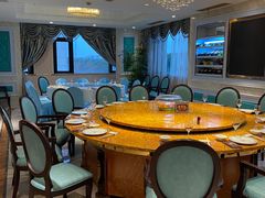-沪华海鲜大酒楼(南汇店)