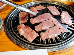 -唯成•韩国炭火烤肉 유성고기